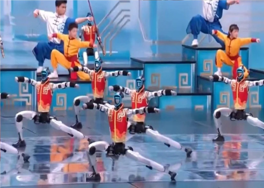 روبوتات تتقن الكونغ فو في أضخم