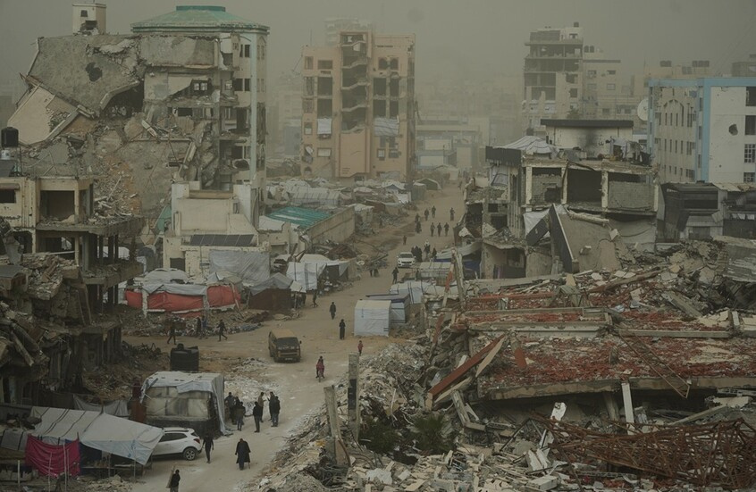 بينها دولة عربية.. 4 دول تتعهد