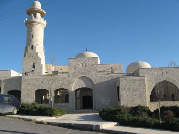 مقام الحارث الأزدي.. صرح ديني وتاريخي