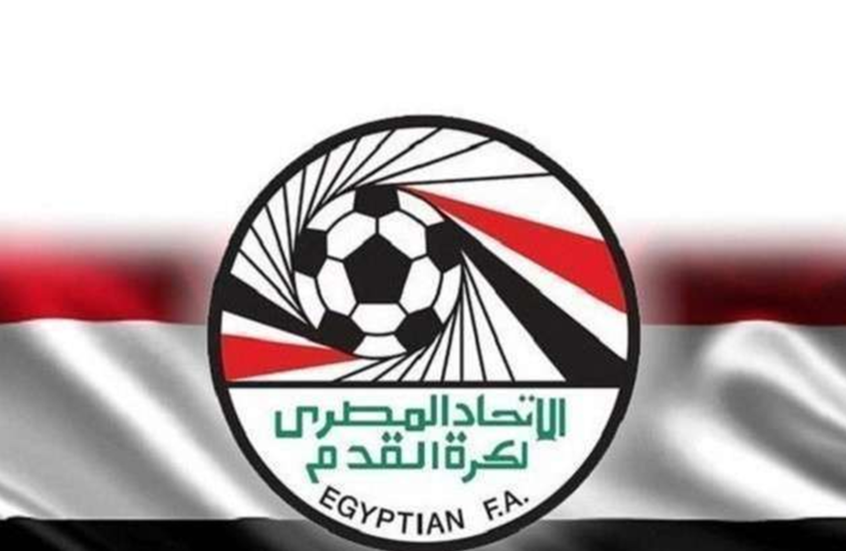 وفاة لاعب كرة قدم مصري أثناء