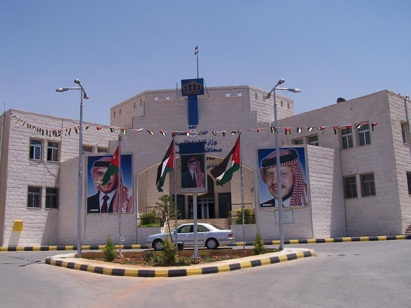 الزرقاء: 19 إنذارا و35 تنبيها لمنشآت