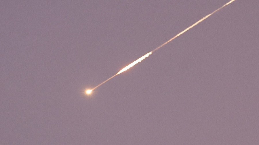 إطلاق صواريخ من إيران باتجاه إسرائيل