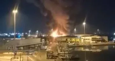 الإمارات: تصاعد أعمدة كثيفة من الدخان