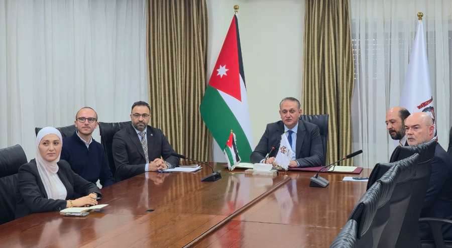 الأردن والنرويج يوقعان اتفاقية لخفض انبعاثات