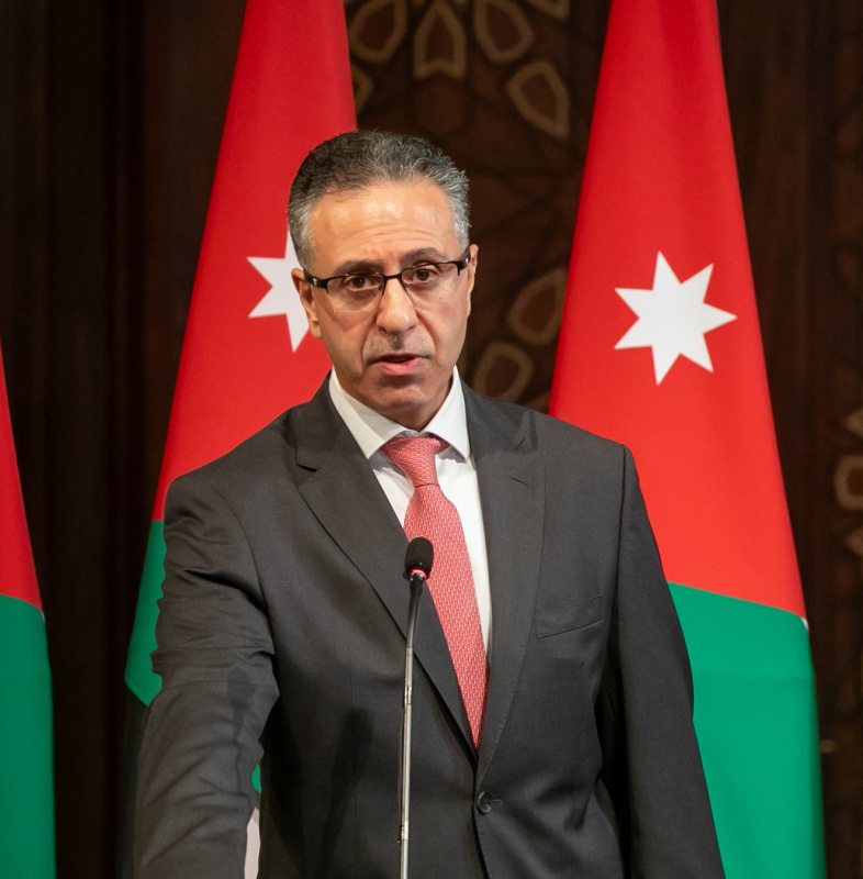 القضاة يؤكد استقرار أسعار السلع ووفرة