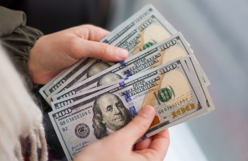 الخليج يعيد حساباته.. نقاشات موسعة لسحب