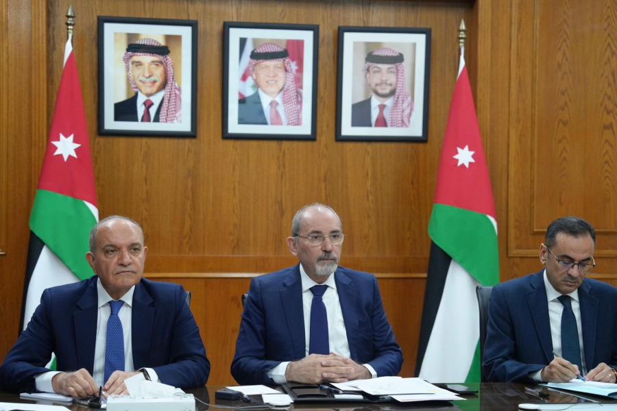 وزير الخارجية يشارك باجتماع جامعة الدول