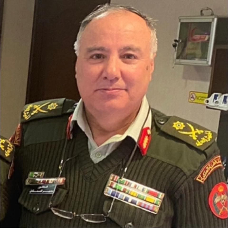 مريضة لجراح الكبد اللواء الدكتور سمير