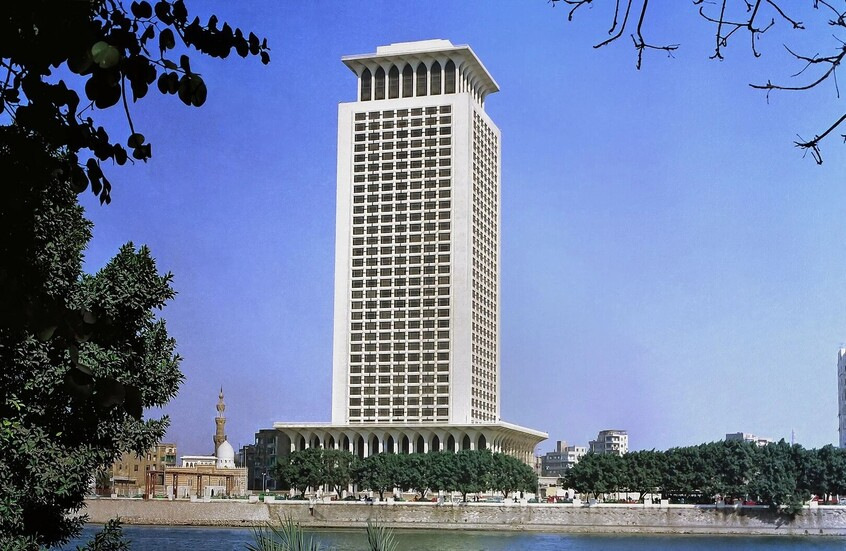 الخارجية المصرية تستنفر لإجلاء المصريين العالقين