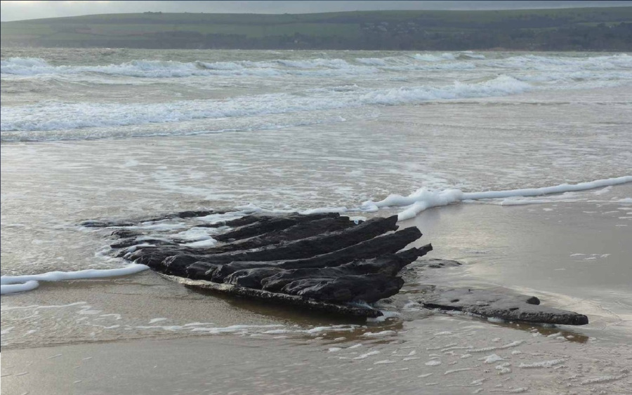 بعد قرابة 4 قرون تحت الرمال..