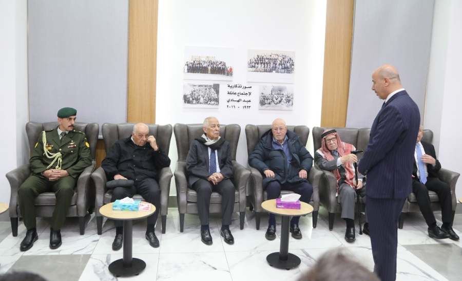 الديوان الملكي يعزي الحديد وماضي والمجالي