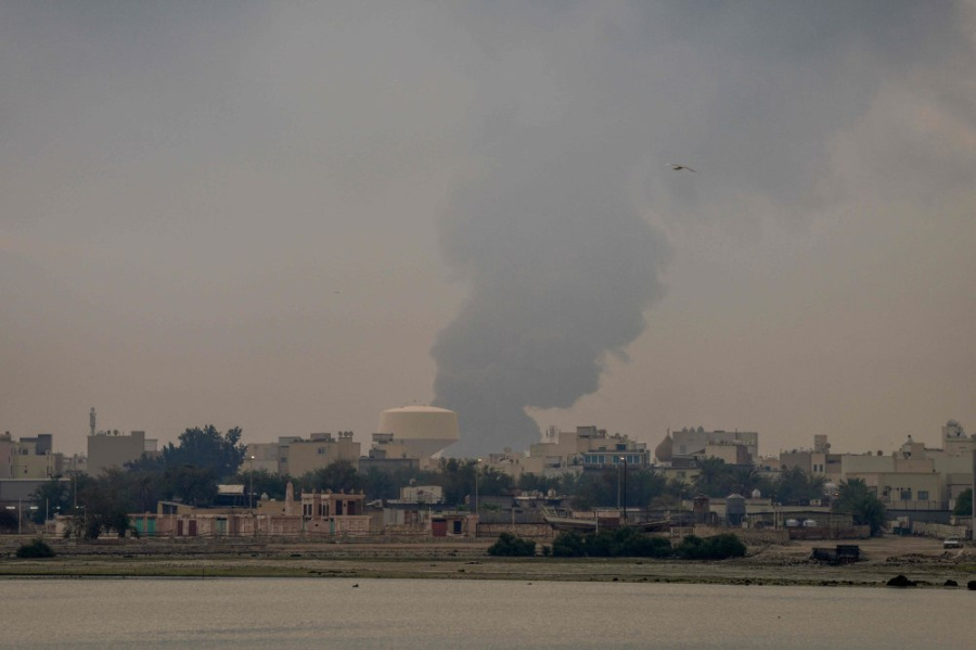 البحرين تؤكد خلو أجوائها ومياهها من