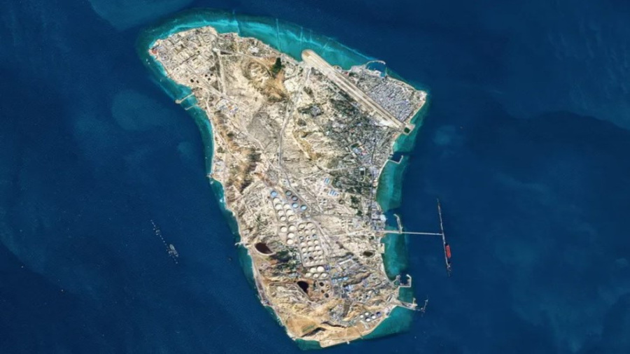 ترامب يدرس السيطرة على جزيرة خرج