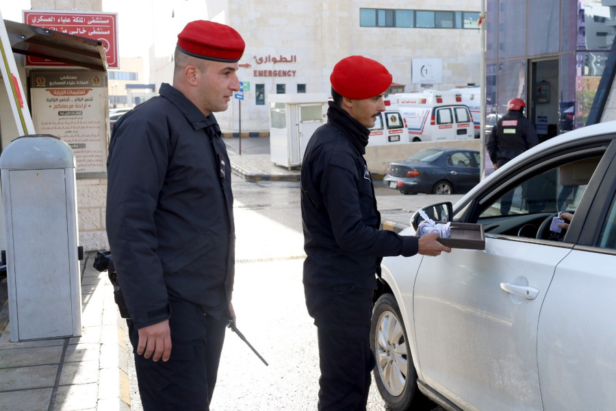 الشرطة العسكرية الملكية تشارك المواطنين فرحة