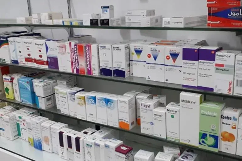 وزير الصحة: مخزون الأدوية والمواد الخام