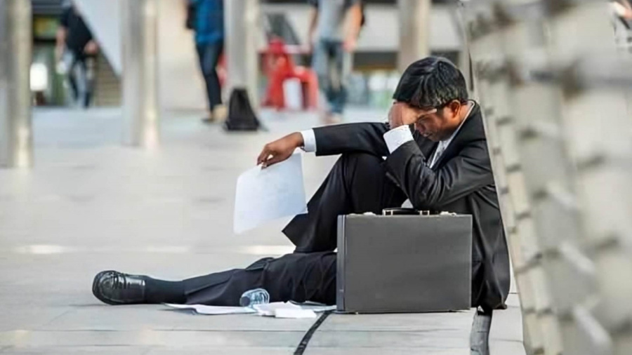 الحكومة تبشر الأردنيين: البطالة انخفضت