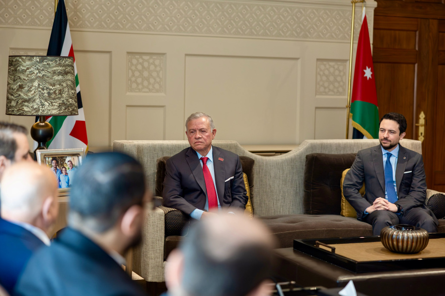 الملك يستقبل الوفد الوزاري السوري المشارك