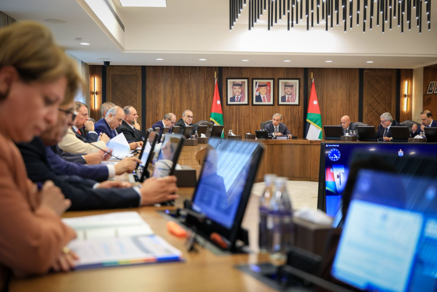 برئاسة الحمارنة.. والخوالدة أمين عام.. الحكومة