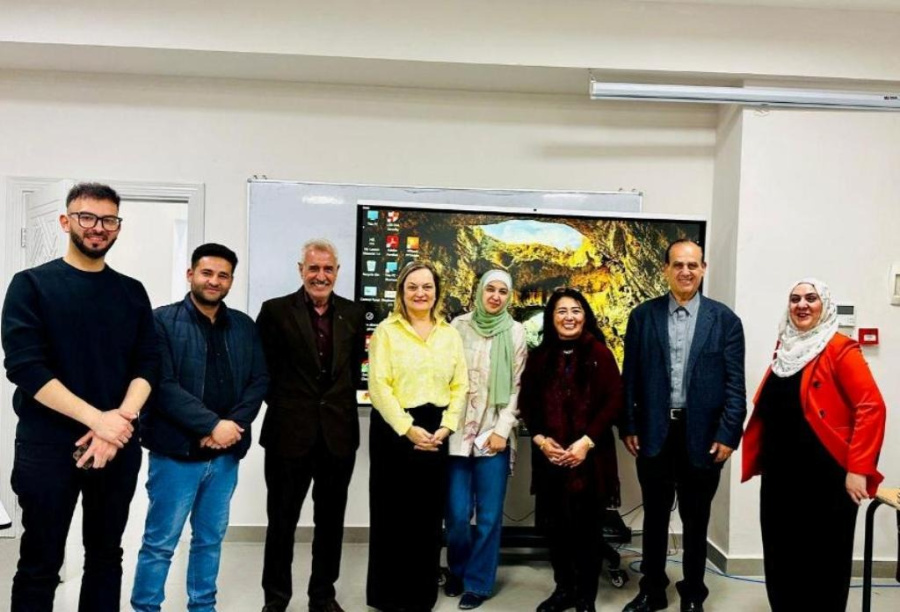 الآداب والعلوم في عمّان الأهلية تنظم