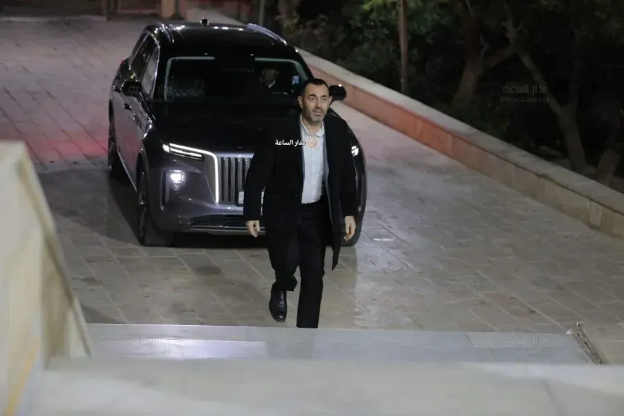 العتوم يهاجم سفر من يعمل في