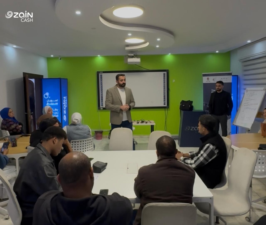 زين كاش راعي ورشة عمل المحافظ