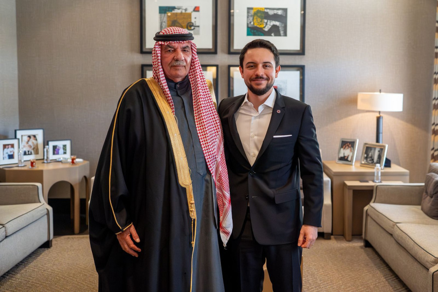 ولي العهد يلتقي الشيخ الخوالدة