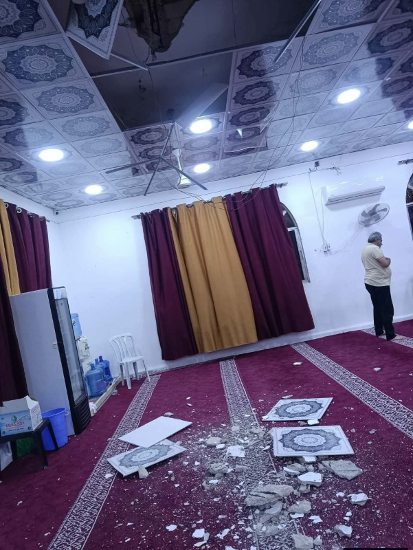 سقوط أجزاء من سقف مسجد في