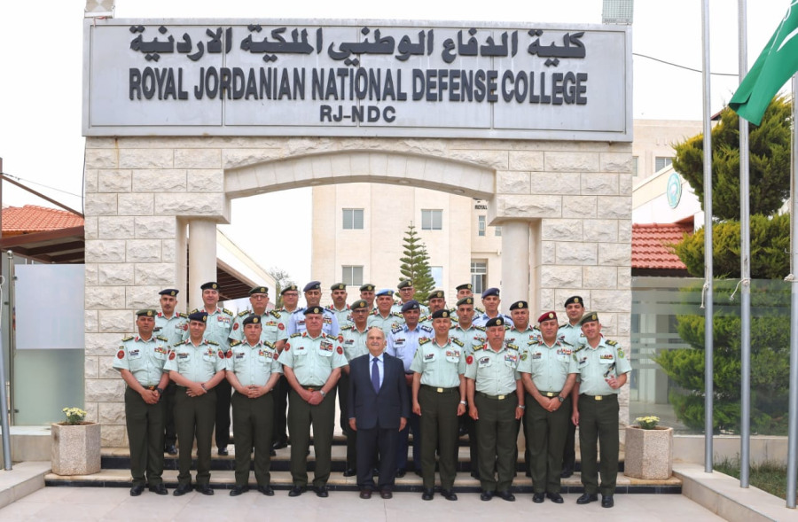 الأمير الحسن في الدفاع الوطني: الممرات