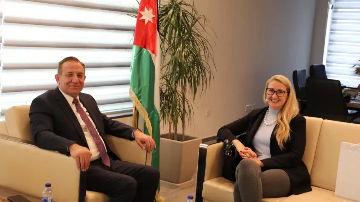 وزير الزراعة يبحث مع السفيرة التشيكية
