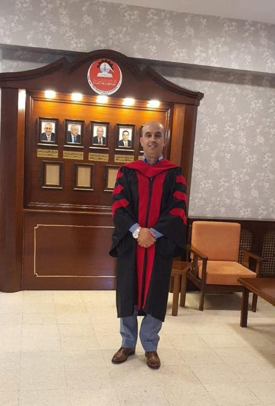 الدكتور بشير الهديبات.. مبارك الأستاذية