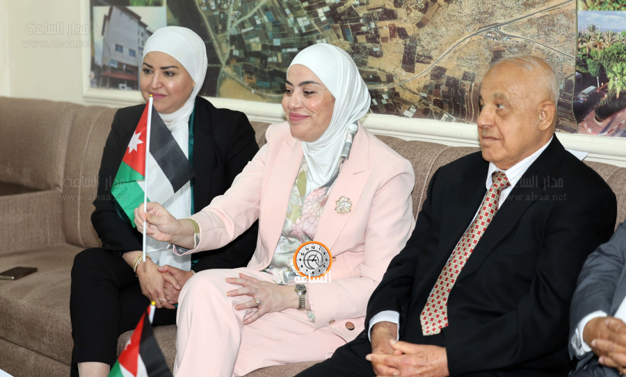 قلقيلية وتلاع العلي تحتفلان بعيد الاستقلال