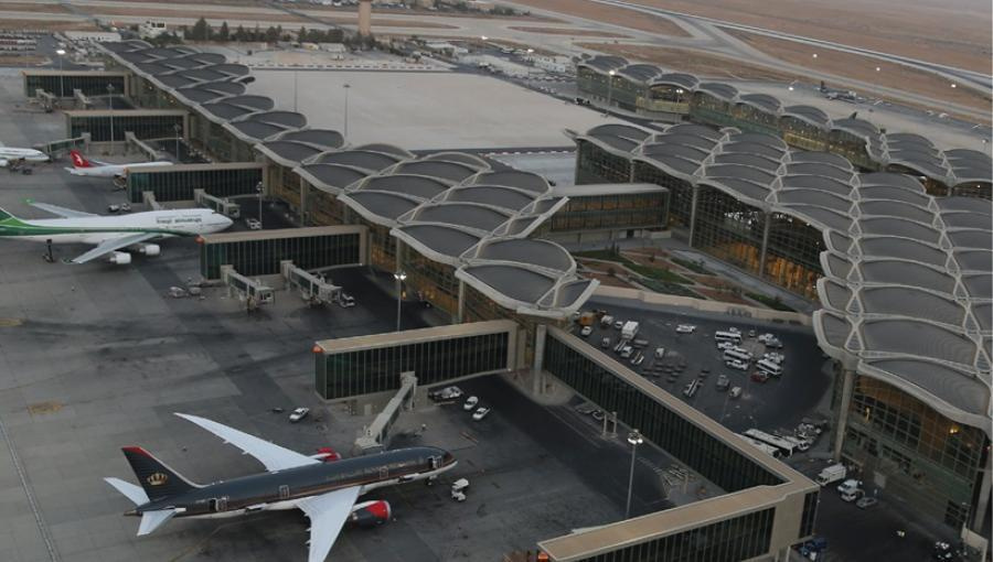 مطار الملكة علياء يستقبل قرابة 412