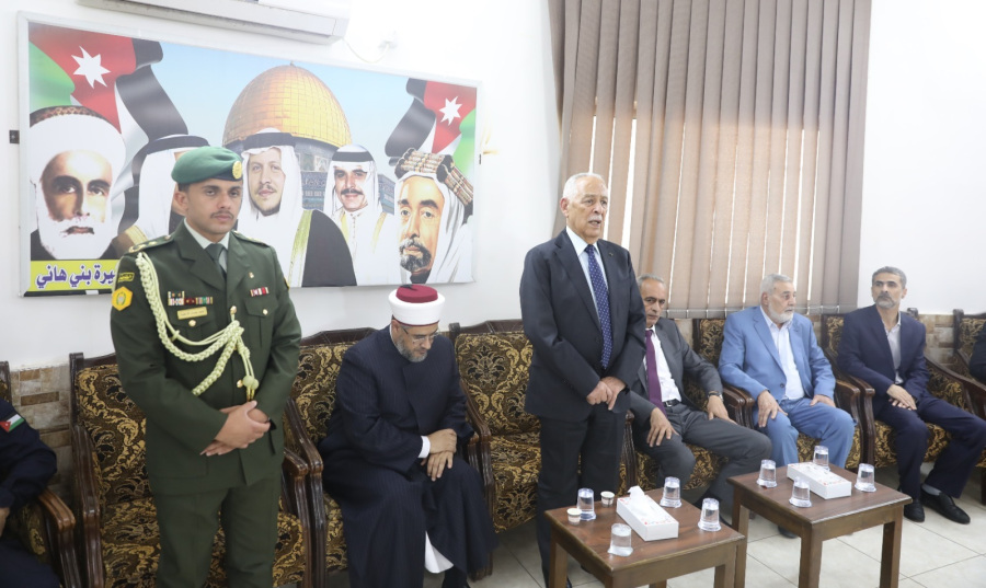 الديوان الملكي يعزي عشيرة بني هاني