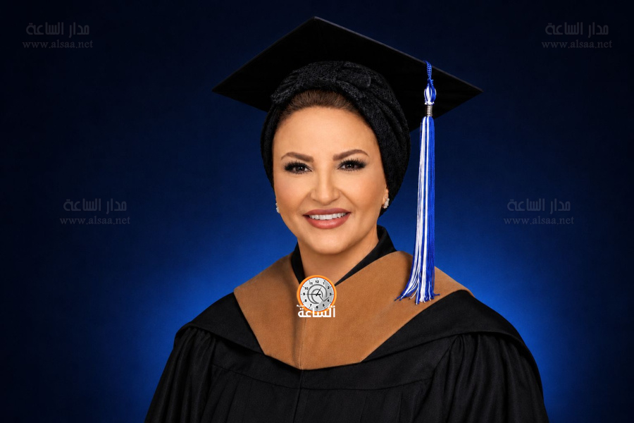 نور اللوزي.. مبارك الدكتوراه