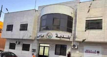 بلدية ماحص تفند ادعاءات إعلامي وتؤكد