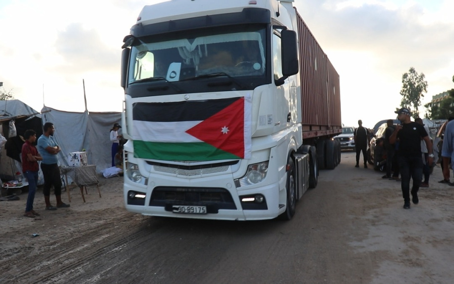 الجيش الأردني يرسل قافلة تزويد طبية