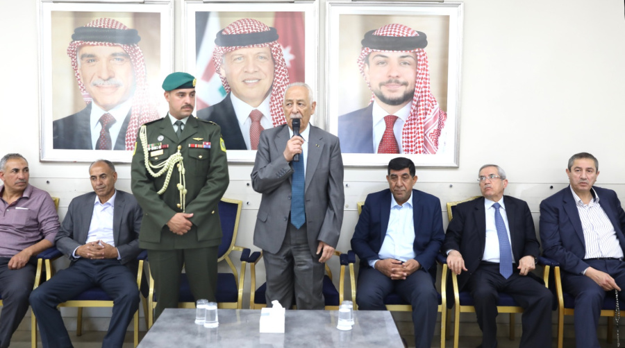 الديوان الملكي يعزي عشيرة الرواشدة (صور)