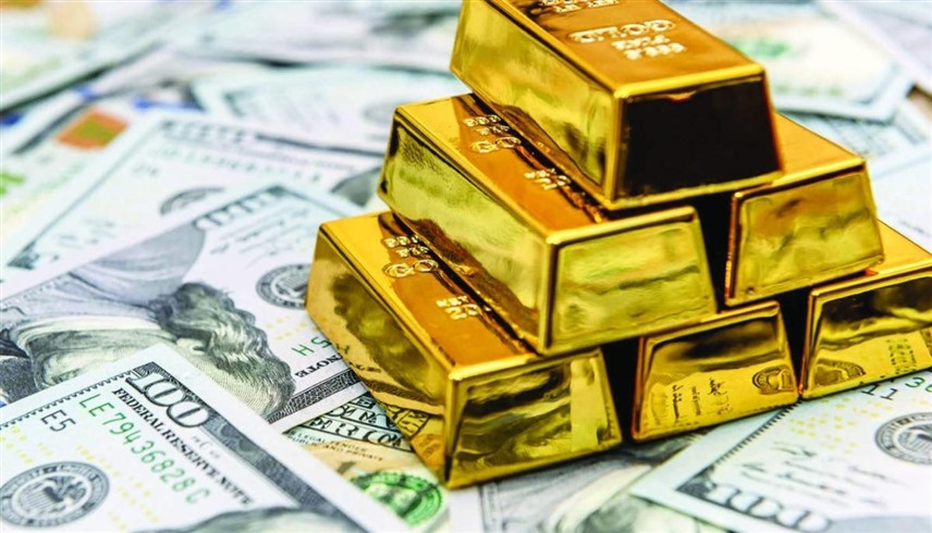 الدولار يكتسح الأسواق العالمية والذهب يواصل