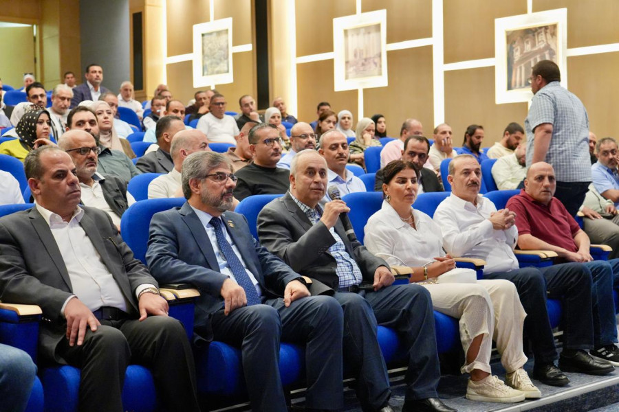 أبو علي: تطوير الكوادر الضريبية أولوية