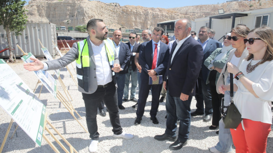 البدء بتركيب المحرك الرابع لمشروع الغاز