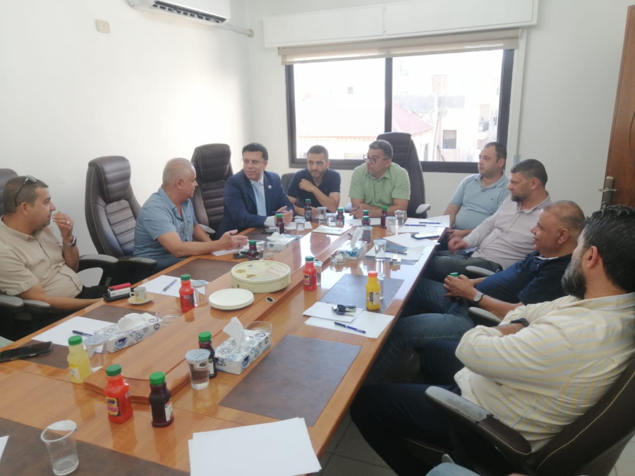 نقابة الأطباء البيطريين تبحث تحديات استيراد