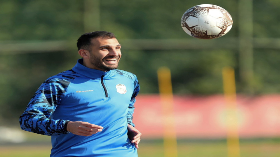 الفيصلي يتعاقد مع إحسان حداد لموسمين