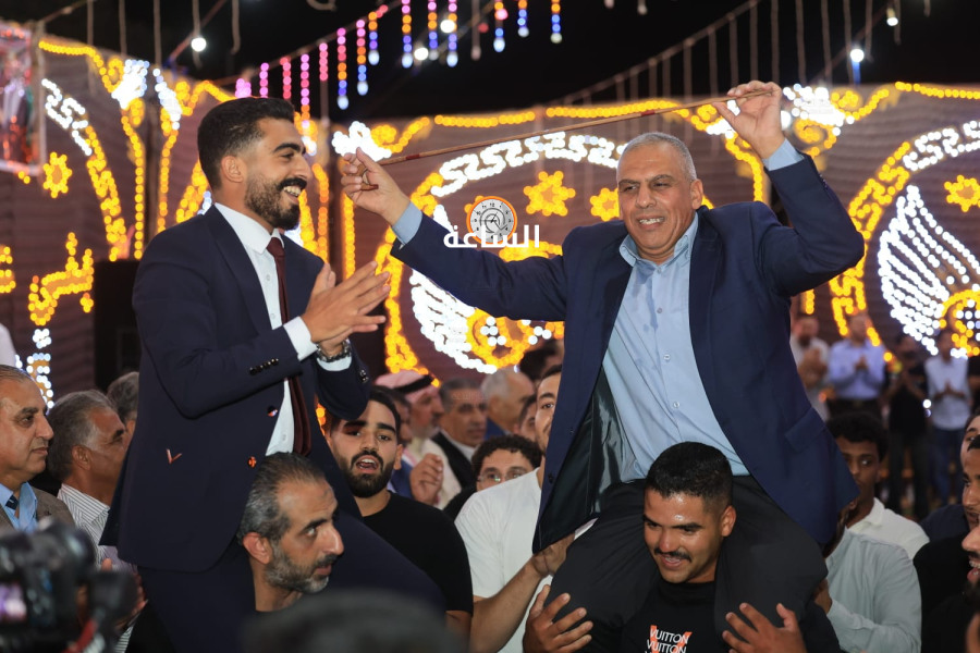 كمال الشراب يحتفل بتخرج نجله غازي