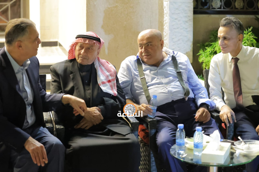 العموش يولم لـ نواب وشخصيات (صور)
