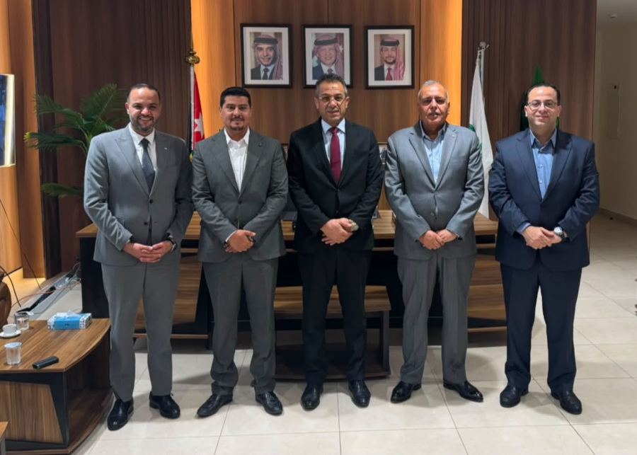 حزب الإصلاح يزور محافظ مادبا الجبور