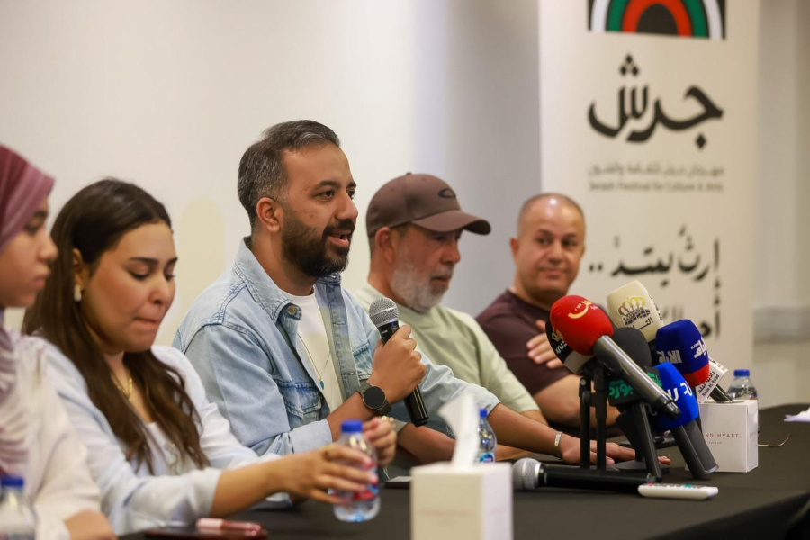 مؤتمر صحفي لفريق مسرحية أم كلثوم