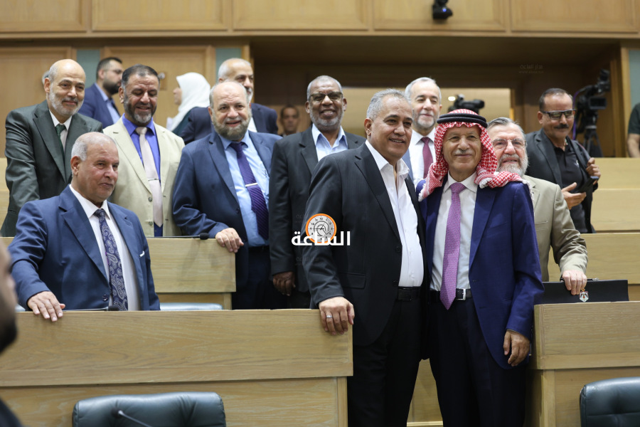 النواب يباركون للنائب الهميسات بالخطوبة.. ونواب