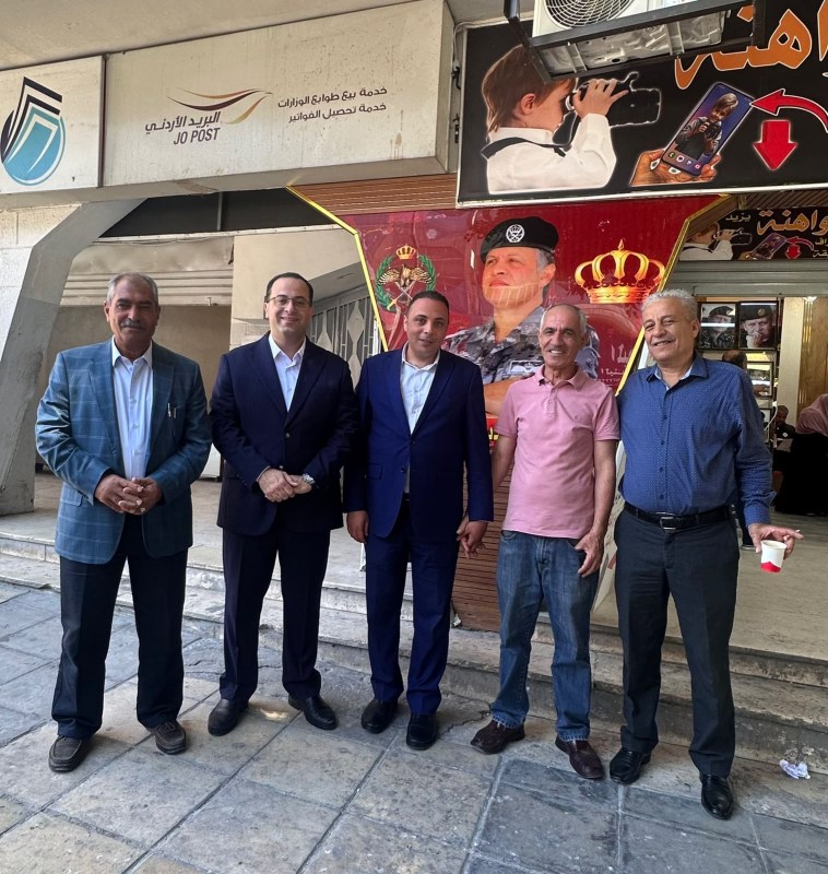 حزب الإصلاح يزور مركز صحي الرصيفة