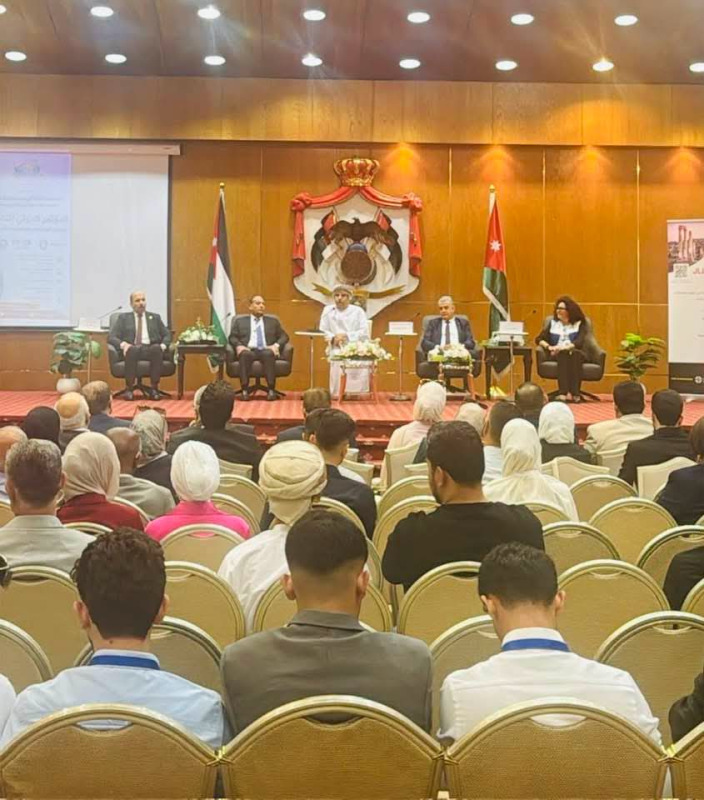 300 متخصص من 11 دولة عربية..