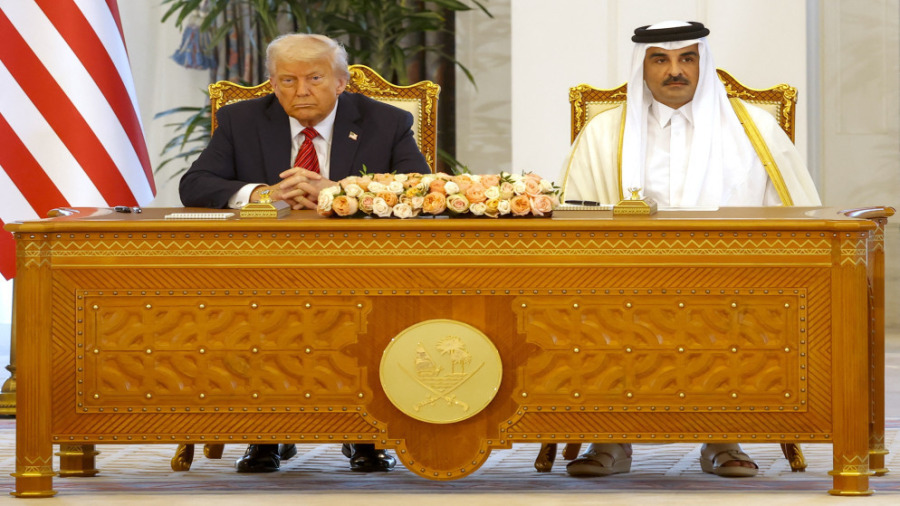 ترامب يهاتف امير قطر.. هذا ما